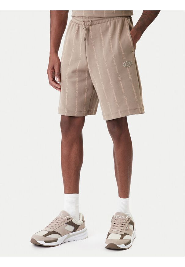 EA7 Emporio Armani Szorty sportowe 7M001393 AF12660 F1030 Beżowy Regular Fit. Kolor: beżowy. Materiał: syntetyk, bawełna. Styl: sportowy