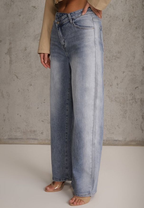 Renee - Niebieskie Jeansy High Waist Balloon z Bawełny z Asymetrycznym Zapięciem Myrea. Okazja: na co dzień. Stan: podwyższony. Kolor: niebieski. Styl: casual, street, sportowy, elegancki