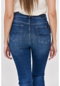 7 FOR ALL MANKIND Ciemnoniebieskie jeansy damskie z poszarpanymi nogawkami HW Slim Kick, Rozmiar 30. Kolor: niebieski #4