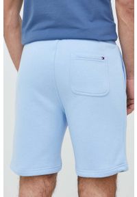 TOMMY HILFIGER - Tommy Hilfiger szorty męskie kolor niebieski. Okazja: na co dzień. Kolor: niebieski. Materiał: dzianina. Wzór: gładki. Styl: casual #3