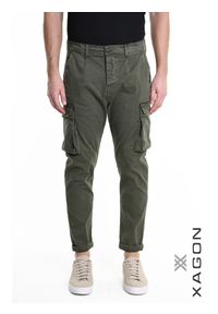 Xagon Man Spodnie | A2503 2CR4076 | Mężczyzna | Zielony. Okazja: na co dzień. Kolor: zielony. Materiał: elastan, bawełna. Styl: vintage, casual