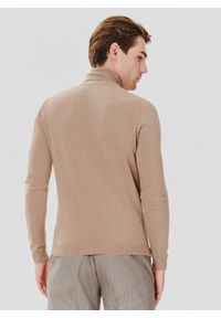 Pako Lorente - PAKO LORENTE – Beżowy gładki golf męski. Typ kołnierza: golf. Kolor: biały, beżowy. Materiał: poliamid, bawełna, elastan. Wzór: gładki. Sezon: zima, jesień #2