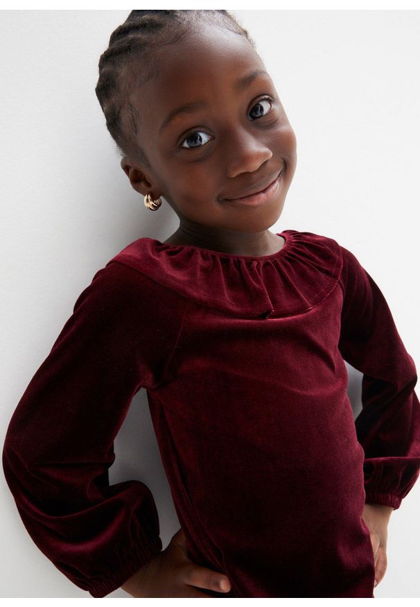 bonprix - Sukienka aksamitna z falbanami. Kolor: czerwony