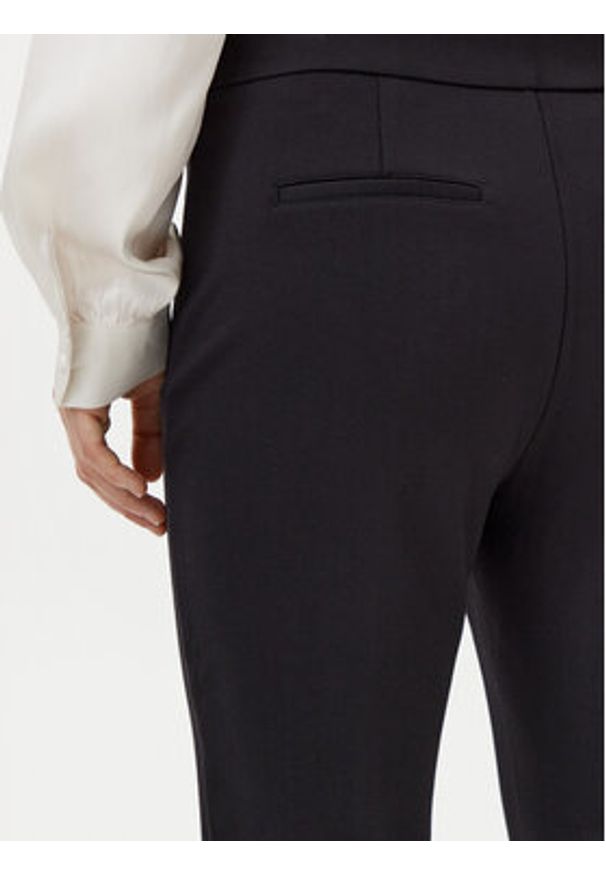 Motivi Chinosy P039Q003467N Czarny Slim Fit. Kolor: czarny. Materiał: wiskoza