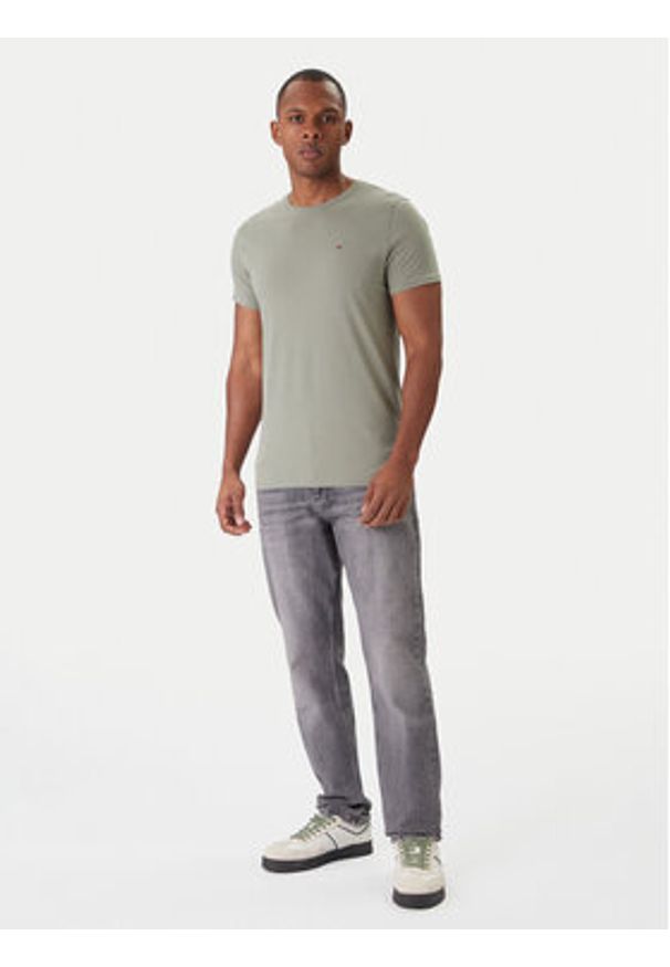 Tommy Jeans T-Shirt DM0DM04411 Zielony Slim Fit. Kolor: zielony. Materiał: bawełna
