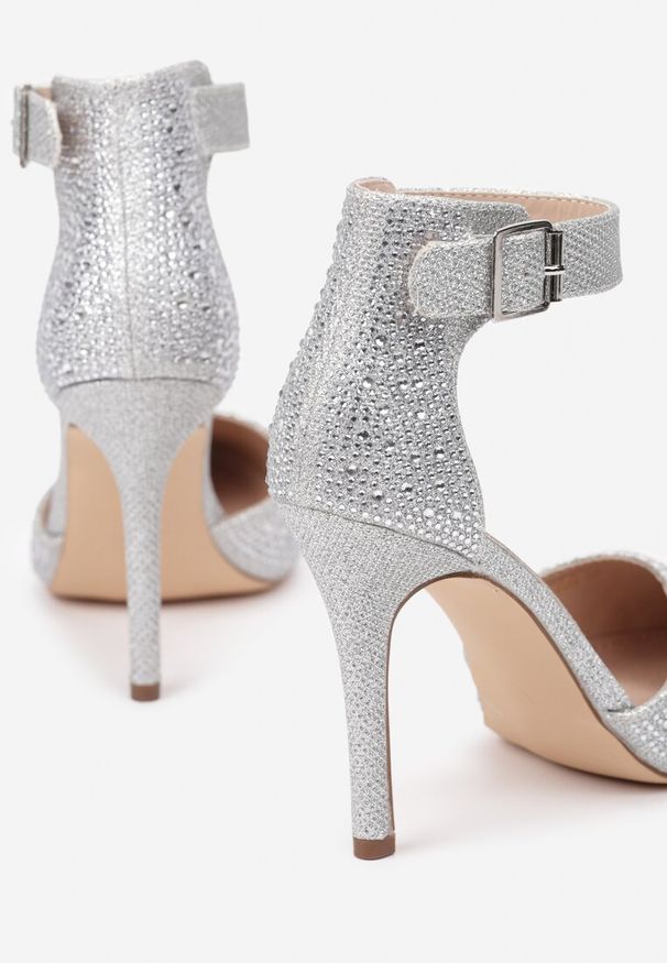 Born2be - Srebrne Szpilki Vices Ozdobione Błyszczącymi Cyrkoniami ze Skórzaną Wkładką Vortida. Kolor: srebrny. Materiał: skóra. Wzór: aplikacja. Obcas: na szpilce. Styl: glamour, elegancki