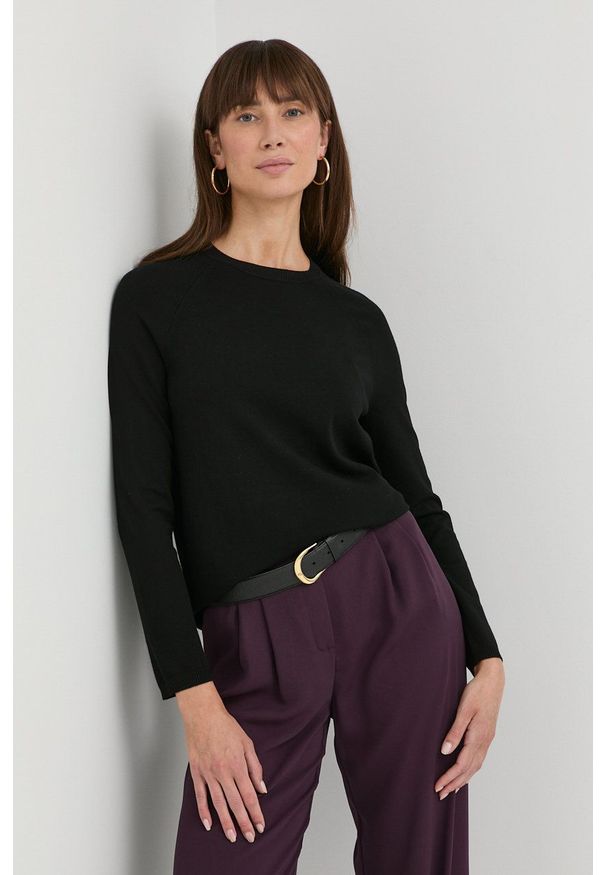 Max Mara Leisure sweter damski kolor czarny lekki. Okazja: na co dzień. Kolor: czarny. Materiał: dzianina. Długość rękawa: raglanowy rękaw. Wzór: gładki. Styl: casual