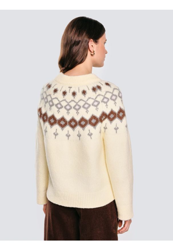 Big-Star - Sweter damski z skandynawskim wzorem kremowy Skandia 102. Okazja: na co dzień. Kolor: kremowy. Materiał: dzianina. Wzór: ze splotem. Styl: elegancki, wizytowy, casual