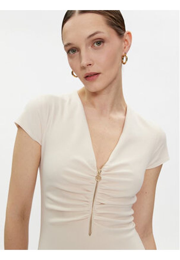 Rinascimento Sukienka codzienna CFC0117728003 Beżowy Regular Fit. Okazja: na co dzień. Kolor: beżowy. Materiał: syntetyk. Typ sukienki: proste. Styl: casual
