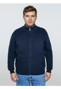 Big-Star - Sweter męski ze stójką granatowy Karlison 403. Okazja: do pracy. Typ kołnierza: kołnierzyk stójkowy. Kolor: niebieski. Wzór: ze splotem. Styl: elegancki #4