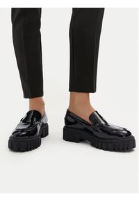 Clarks Loafersy Page Loafer 26178682 Czarny. Kolor: czarny. Materiał: skóra, lakier #4