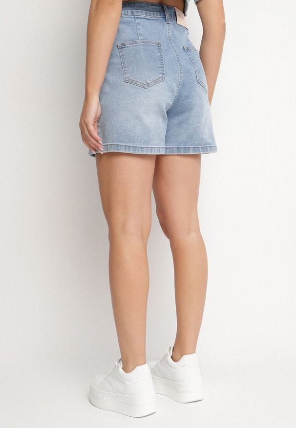 Born2be - Niebieskie Bawełniane Szorty Jeansowe o Luźnym Kroju z Wysokim Stanem Liaette. Okazja: na co dzień. Stan: podwyższony. Kolor: niebieski. Materiał: jeans, bawełna. Styl: elegancki, casual