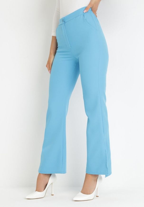 Born2be - Niebieskie Spodnie Dzwony Amathotis. Stan: podwyższony. Kolor: niebieski. Długość: długie