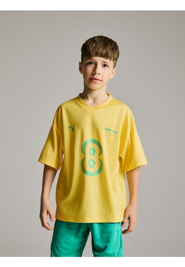 Reserved - Sportowy komplet z nadrukiem - jasnożółty. Kolor: żółty. Materiał: dzianina. Wzór: nadruk. Styl: sportowy