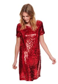 TOP SECRET - Dopasowana cekinowa sukienka. Kolor: czerwony. Długość rękawa: krótki rękaw. Sezon: zima #1