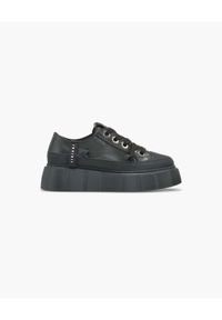 Inuikii LEATHER MATILDA LOW Sneakersy damskie. Okazja: na co dzień. Kolor: czarny. Materiał: guma, jeans, skóra. Szerokość cholewki: normalna. Sezon: lato