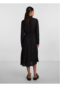Pieces Sukienka koszulowa 17140732 Czarny Regular Fit. Kolor: czarny. Materiał: wiskoza. Typ sukienki: koszulowe #5