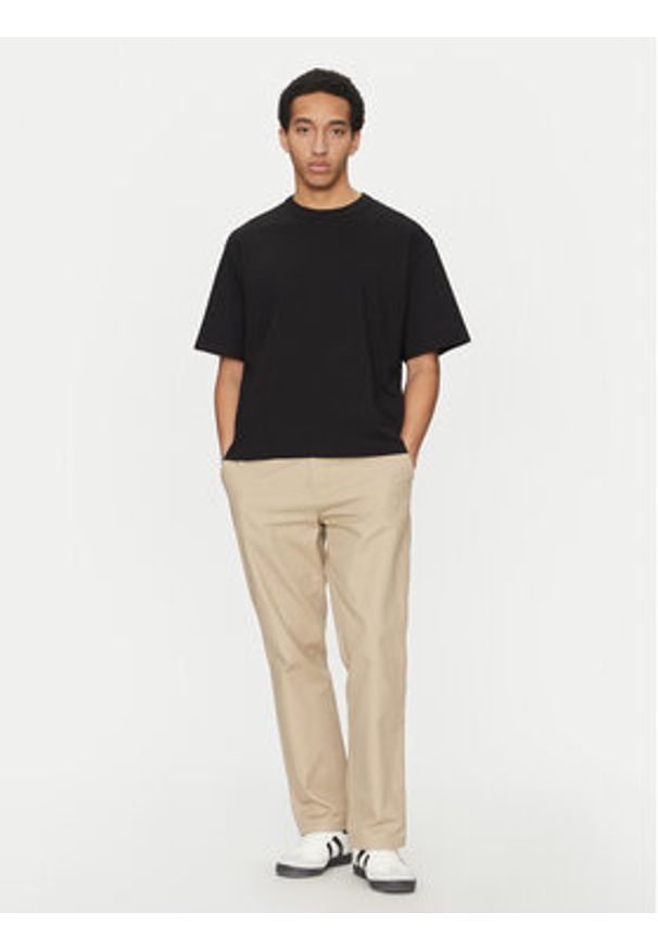 Jack & Jones - Jack&Jones T-Shirt Manchester 12275656 Czarny Cropped Fit. Kolor: czarny. Materiał: bawełna