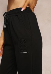 Renee - Czarne Dresowe Spodnie z Bawełny Ściągane Gumką i Troczkiem w Pasie Hasunda. Kolor: czarny. Materiał: bawełna, dresówka #3