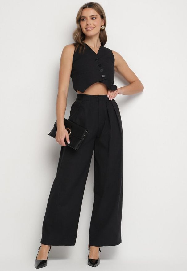 Born2be - Czarny Komplet Garniturowy z Bawełną i Wiskozą Spodnie i Kamizelka Polvivi. Kolor: czarny. Materiał: wiskoza, bawełna. Wzór: jednolity