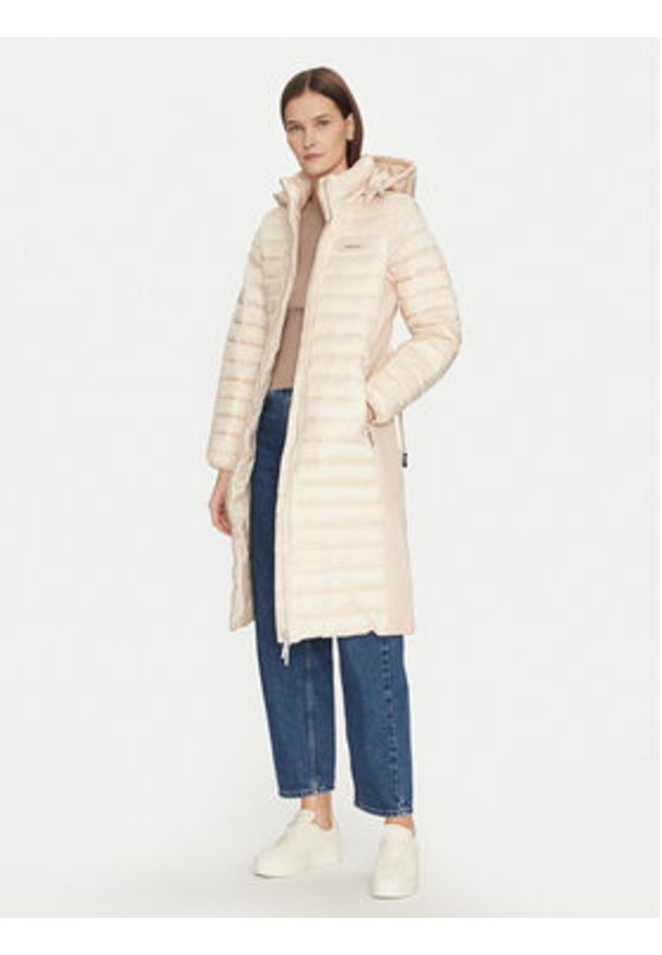 Calvin Klein Kurtka zimowa K20K207732 Beżowy Slim Fit. Kolor: beżowy. Materiał: syntetyk. Sezon: zima