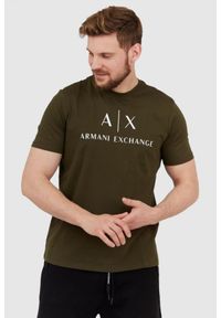 Armani Exchange - ARMANI EXCHANGE Oliwkowy t-shirt męski z białym logo. Kolor: zielony. Materiał: prążkowany