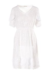 Born2be - Biała Sukienka Euthine. Kolor: biały. Materiał: bawełna, tkanina. Długość rękawa: krótki rękaw. Wzór: aplikacja, haft. Styl: klasyczny #3