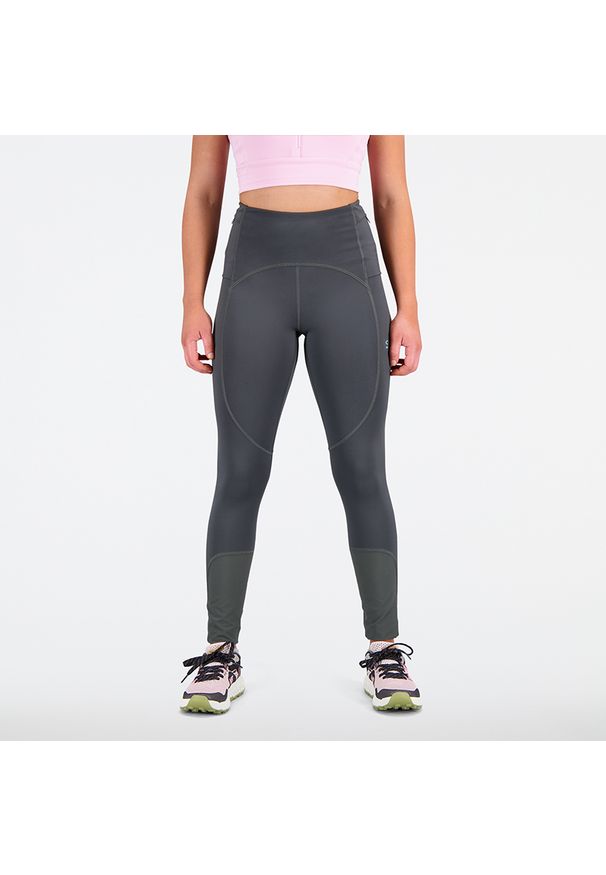 Legginsy damskie New Balance WP31275ACK – czarne. Stan: podwyższony. Kolor: czarny. Materiał: materiał, poliester. Sport: fitness