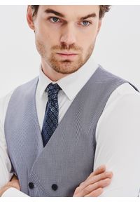 Pako Lorente - PAKO LORENTE - Granatowa dwurzędowa kamizelka w drobną kratę. Okazja: na co dzień. Kolor: niebieski. Materiał: poliester, wiskoza. Wzór: kratka. Styl: casual #3