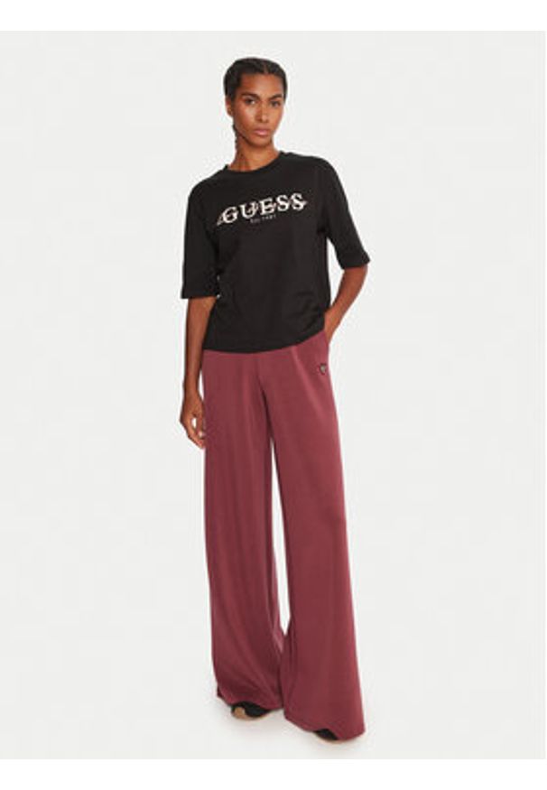 Guess T-Shirt V5YI02 I3Z14 Czarny Boxy Fit. Kolor: czarny. Materiał: bawełna