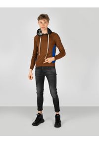 Takeshy Kurosawa Sweter "With Hood" | 83149 | Maglia | Mężczyzna | Brązowy. Okazja: na co dzień. Kolor: brązowy. Materiał: wełna, akryl. Wzór: aplikacja. Styl: casual