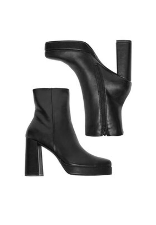 DeeZee Botki 24ST0155-1 Czarny. Kolor: czarny. Materiał: materiał