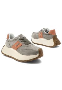 Zielone Sneakersy Filippo Obuwie Damskie Na Solidnej Podeszwie. Okazja: na co dzień. Kolor: pomarańczowy. Materiał: zamsz. Szerokość cholewki: normalna. Styl: casual #3