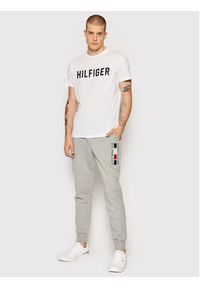 TOMMY HILFIGER - Tommy Hilfiger T-Shirt UM0UM02011 Biały Regular Fit. Kolor: biały. Materiał: bawełna