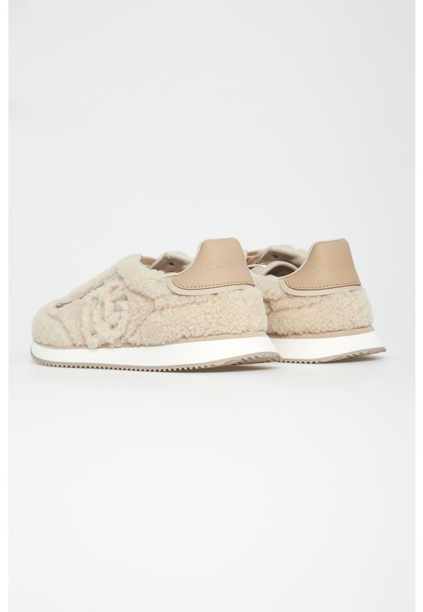 Dolce & Gabbana - Sneakersy damskie z futerkiem DOLCE & GABBANA. Materiał: futro