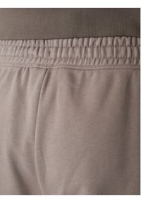 Hugo - HUGO Szorty sportowe Dayono 50530696 Beżowy Relaxed Fit. Kolor: beżowy. Materiał: bawełna. Styl: sportowy #4