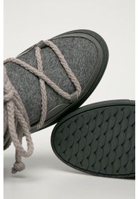 Inuikii - Śniegowce Felt. Nosek buta: okrągły. Zapięcie: sznurówki. Kolor: szary. Materiał: guma, wełna. Obcas: na obcasie. Wysokość obcasa: niski