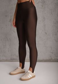 Renee - Brązowe Legginsy High Waist z Zapiętkami Oliviera. Okazja: na co dzień. Stan: podwyższony. Kolor: brązowy. Materiał: materiał. Długość: krótkie. Styl: casual, sportowy #3