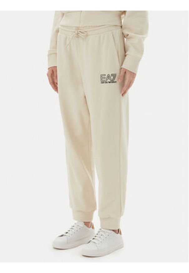 EA7 Emporio Armani Dres 7W000110 AF12473 U1079 Beżowy Loose Fit. Kolor: beżowy. Materiał: bawełna