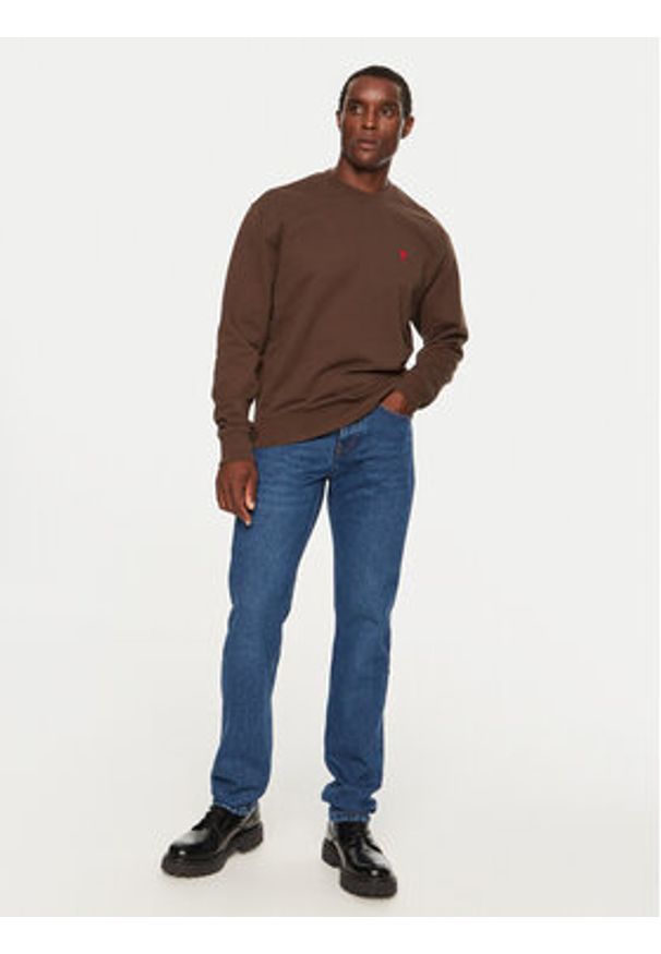 AMI PARIS Jeansy HTR001DE0031 Granatowy Classic Fit. Kolor: niebieski
