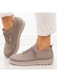 NEWS - Fango sportowe buty damskie News 231. Okazja: na spacer, na co dzień. Kolor: brązowy. Materiał: tkanina. Sezon: lato, wiosna. Sport: turystyka piesza #1