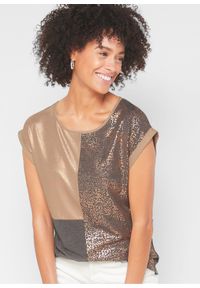 bonprix - Shirt w optyce patchworkowego. Kolor: szary. Wzór: aplikacja, nadruk. Styl: elegancki