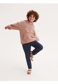 Reserved - Klasyczne spodnie chino - granatowy. Kolor: niebieski. Materiał: tkanina, bawełna. Wzór: gładki. Styl: klasyczny
