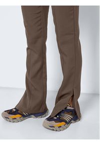 Noisy may - Noisy May Spodnie materiałowe Juniper 27023769 Brązowy Regular Fit. Kolor: brązowy. Materiał: materiał, syntetyk #6