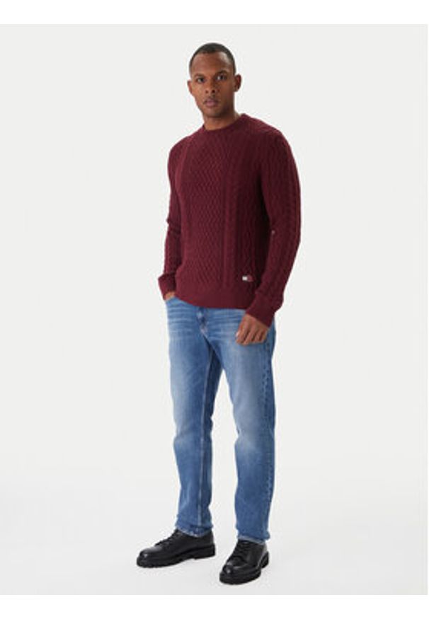 Tommy Jeans Sweter DM0DM22101 Czerwony Regular Fit. Kolor: czerwony. Materiał: bawełna