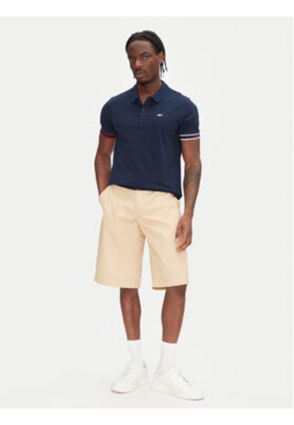 Tommy Jeans Polo Flag Cuff DM0DM21306 Granatowy Slim Fit. Typ kołnierza: polo. Kolor: niebieski. Materiał: bawełna