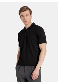 Pako Lorente - PAKO LORENTE - Czarne bawełniane polo w prążki. Okazja: na co dzień. Typ kołnierza: polo. Kolor: czarny, niebieski. Materiał: bawełna. Długość rękawa: krótki rękaw. Długość: krótkie. Wzór: prążki. Styl: casual #1