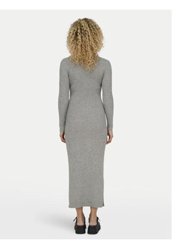 only - ONLY Sukienka dzianinowa Katia 15324649 Szary Slim Fit. Kolor: szary. Materiał: wiskoza, syntetyk