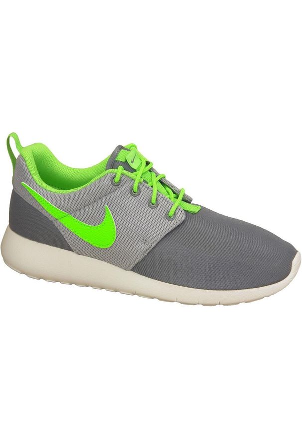 Buty sportowe dla chłopca Nike Roshe One Gs. Kolor: biały. Model: Nike Roshe