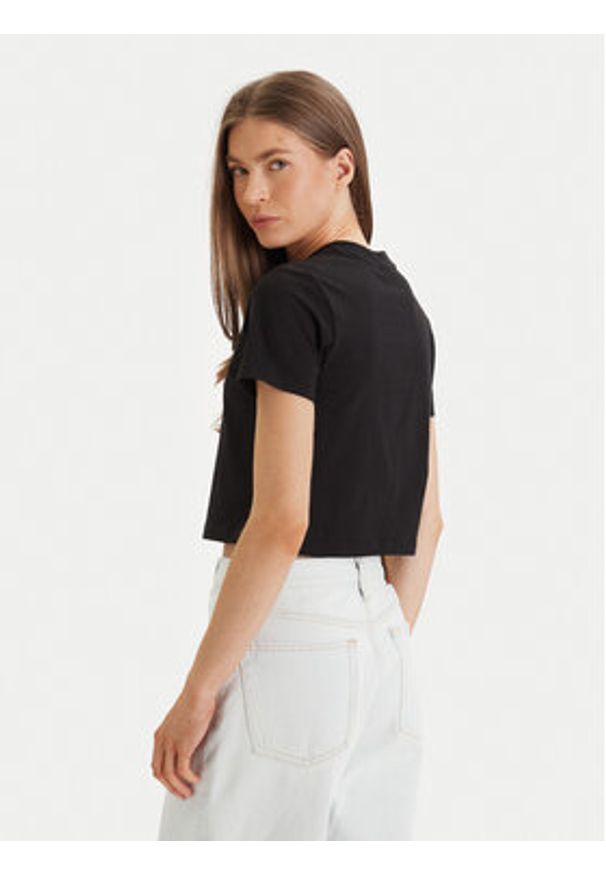 Calvin Klein Jeans T-Shirt LV047AB213 Czarny Regular Fit. Kolor: czarny. Materiał: bawełna